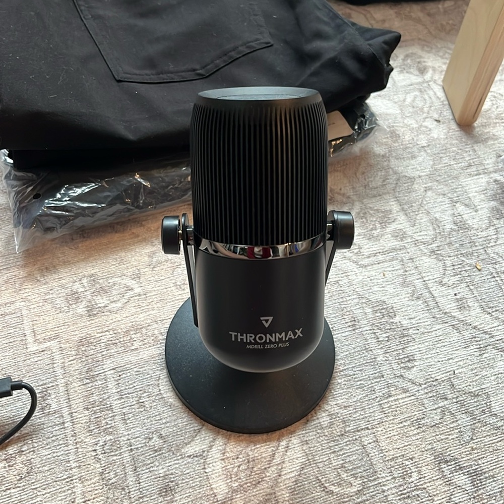 Microphone